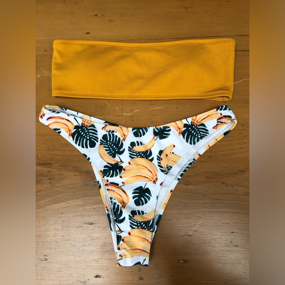 Banana Bikini Set